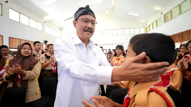 Kunjungan Gus Ipul ke Sekolah Rakyat Banyuwangi