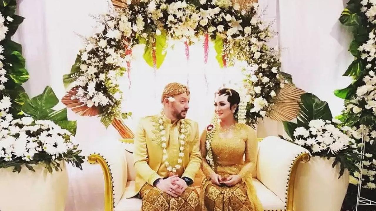 Menikah Dengan Bule Amerika