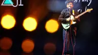 Lirik Lagu Terlalu Lama Sendiri - Kunto Aji