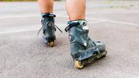 How to Roller Skate: Guide, Safety Tips, and Easy Tricks for Beginners