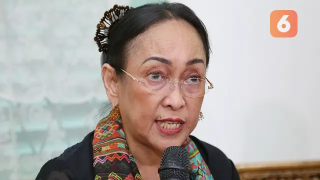 [Bintang] Sukmawati Soekarnoputri