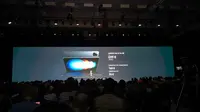 Senior Product Marketing Manager International Communications Xiaomi TJ Walton saat memperkenalkan Xiaomi Pad 6S Pro.