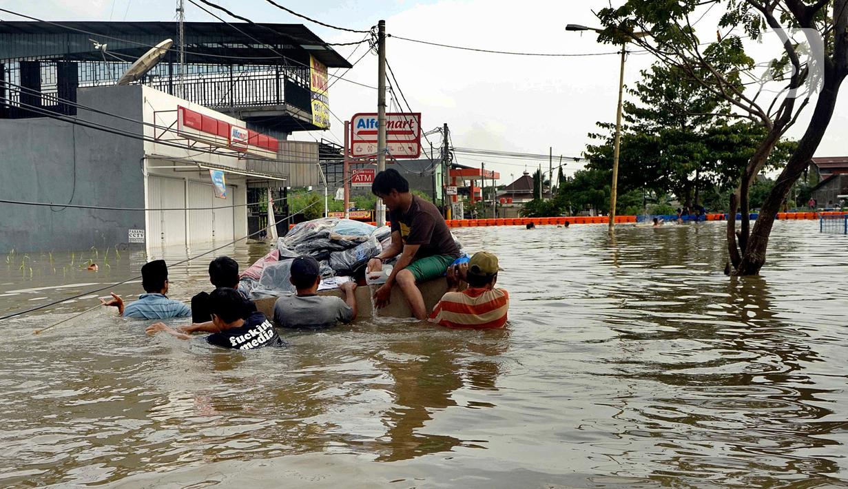 Foto Banjir Rendam Perumahan Total Persada Di Tangerang News