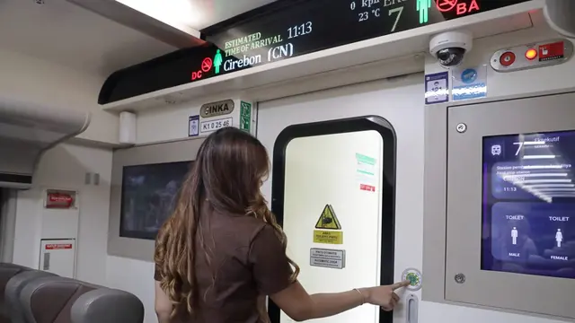 PT KAI memperkenalkan rangkaian kereta baru eksekutif Stainless Steel New Generation (SSNG)