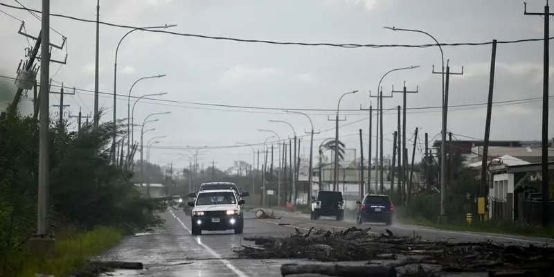 Badai Lisa Terjang Belize