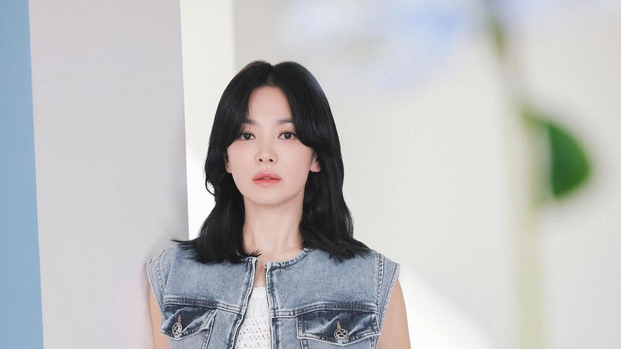 Potret Cantik Song Hye-Kyo yang Punya Pesona Anggun dan Menawan dengan Gaya Fashion yang Simple