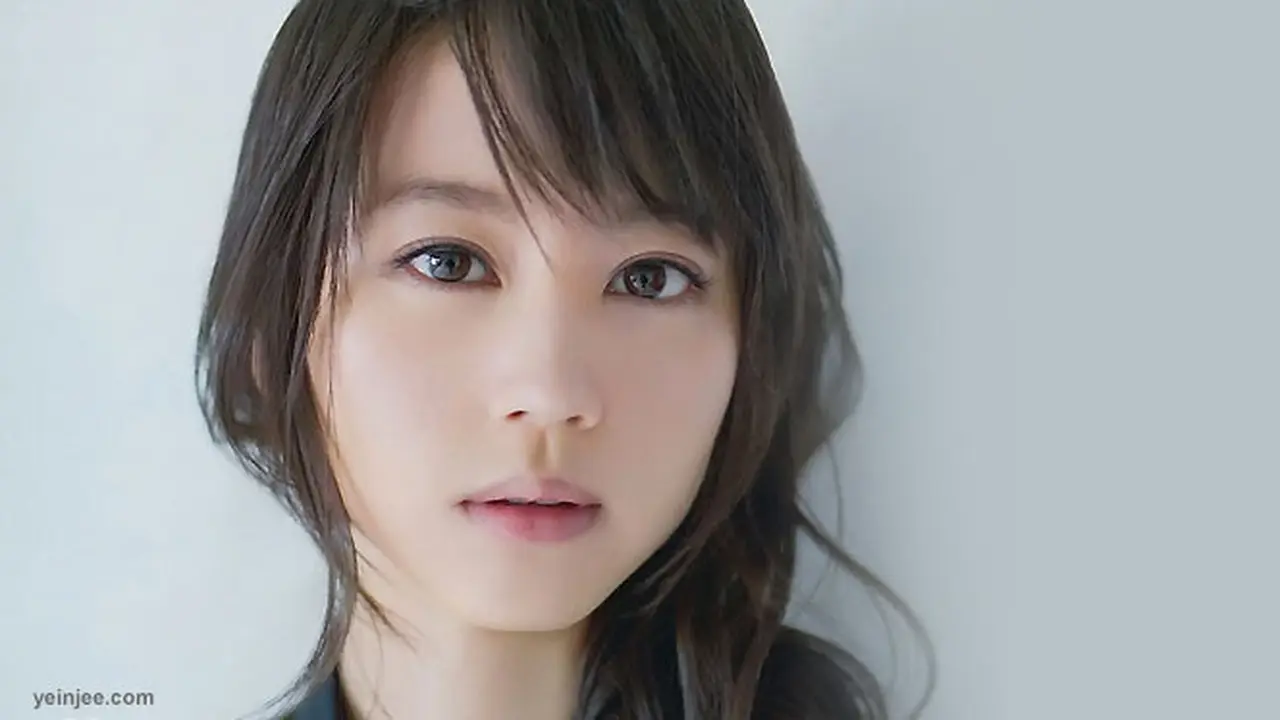 maki-horikita-130814c.jpg