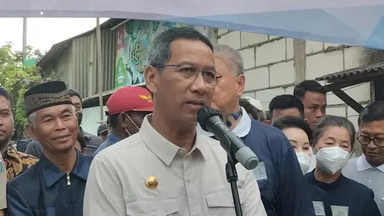 Selain itu, Jupiter menekankan agar Heru Budi juga tetap meneruskan program gubernur sebelumnya.