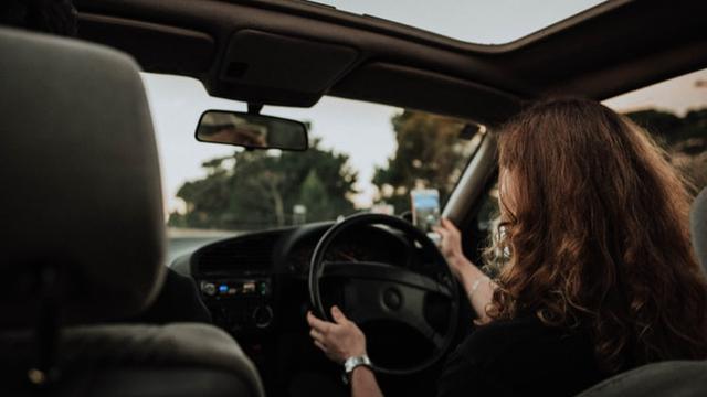 Ilustrasi Kepadatan Lalu Lintas Saat Semua Orang Melakukan Mudik Lebaran Idul Fitri 2023 (Sumber foto: unsplash.com)