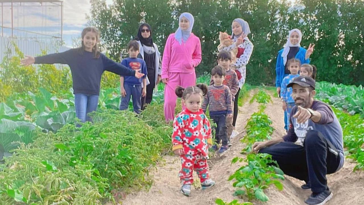 Viral Wanita dengan Memiliki 11 Anak di Usia 36 Tahun, Anak Pertama Sudah Berusia 16 Tahun