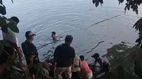 Penemuan mayat seorang perempuan yang mengapung di sungai, Senin (13/10/2025), sekitar pukul 05.30 WITA (Istimewa)