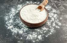 Ampuh dan Murah! Begini Cara Hilangkan Noda dengan Tepung Terigu