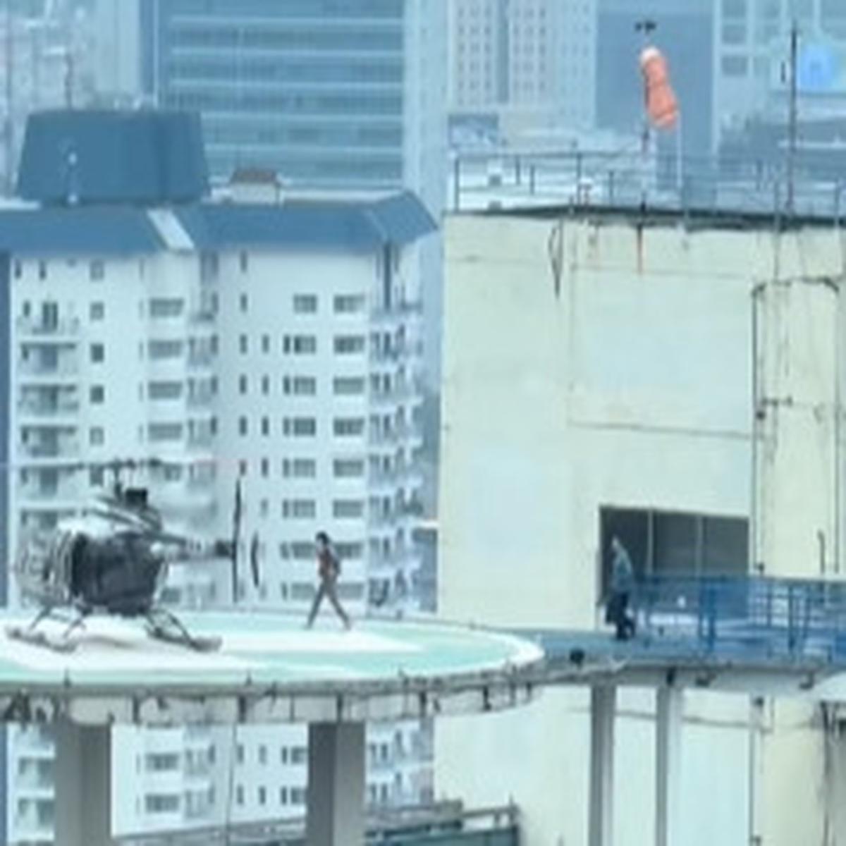 Viral Helikopter Turun di Atas Gedung Pencakar Langit Jemput Wanita Berkelas