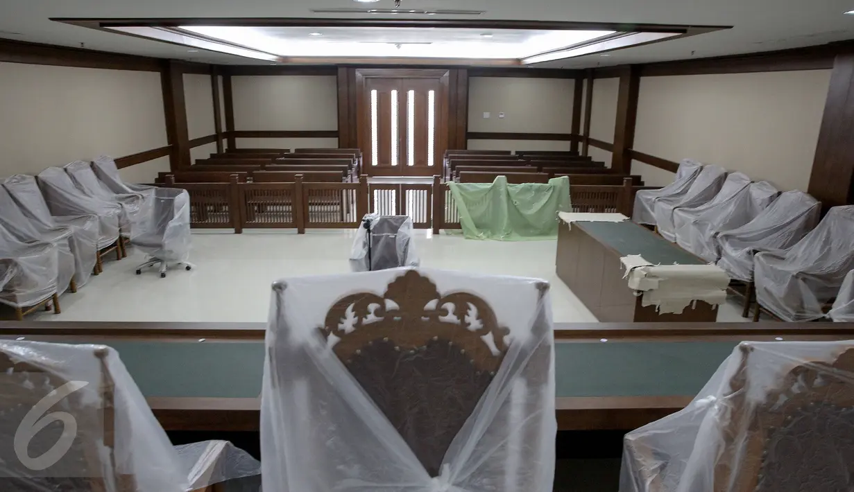 Ruang sidang tindak pidana korupsi di Gedung Pengadilan Negeri Tipikor Jakarta Pusat yang akan menjadi tempat baru pelaksanaan sidang tindak pidana korupsi di Bungur, Jakarta, Jumat (13/11). (Liputan6.com/Faizal Fanani)