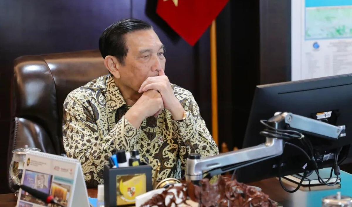 Senada dengan Jokowi, Menteri Koordinator Bidang Kemaritiman dan Investasi, Luhut Binsar Pandjaitan, memaknai perayaan Natal 2023 sebagai momen bagi masyarakat Indonesia untuk lebih memperkuat tali persaudaraan.&nbsp;