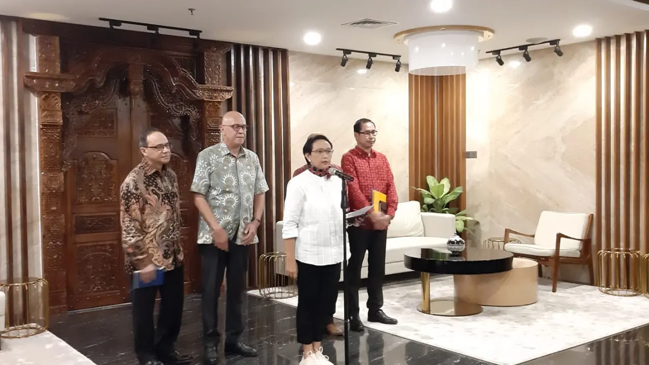 Pemerintah Akan Jemput WNI di China dalam 24 Jam (Photo: Tommy Kurnia / Liputan6.com)