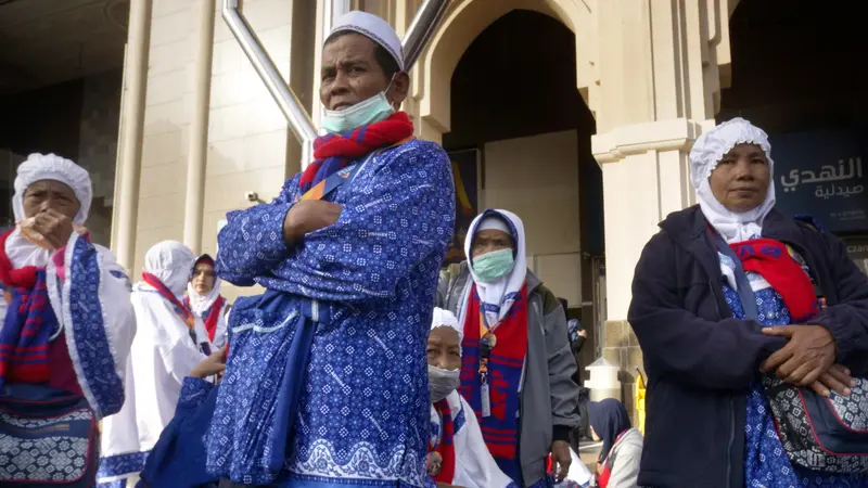 Cegah Penyebaran Corona, Warga Arab Saudi Dilarang Umrah