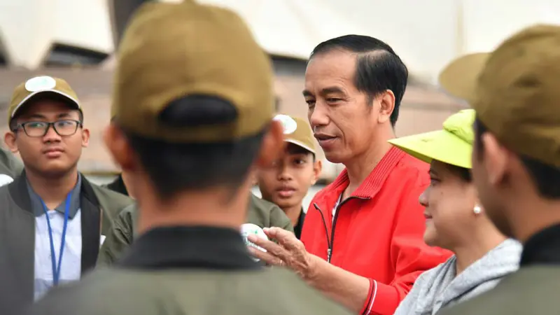 Presiden Jokowi bersama para pelajar Indonesia di Royal Botanic Garden, Sydney Australia