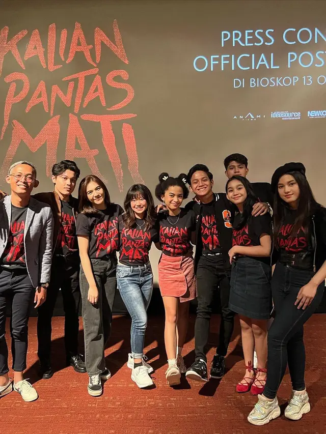 Debut Akting, Ini 7 Potret Zee JKT48 Bersamain Pemain Film Horor Kalian Pantas Mati