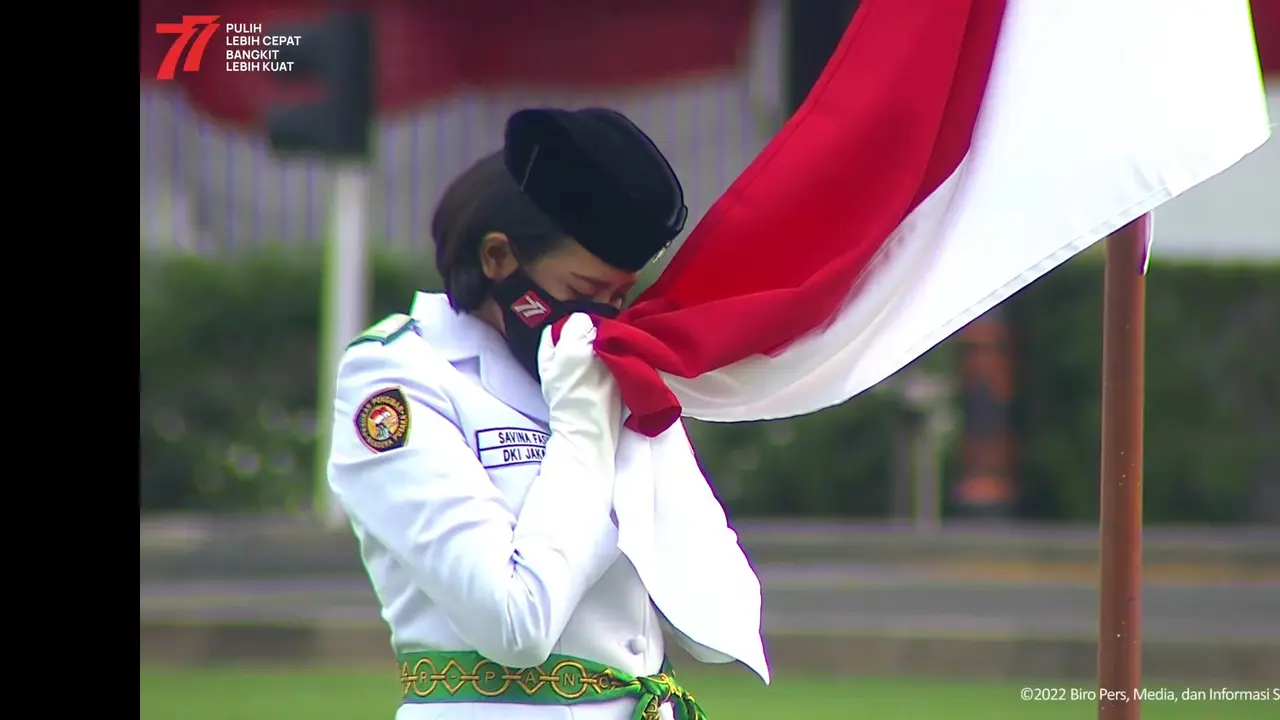 Presiden Jokowi mengukuhkan Anggota Paskibraka 2022. (Foto: Tangkapan Layar Youtube Sekretariat Presiden)