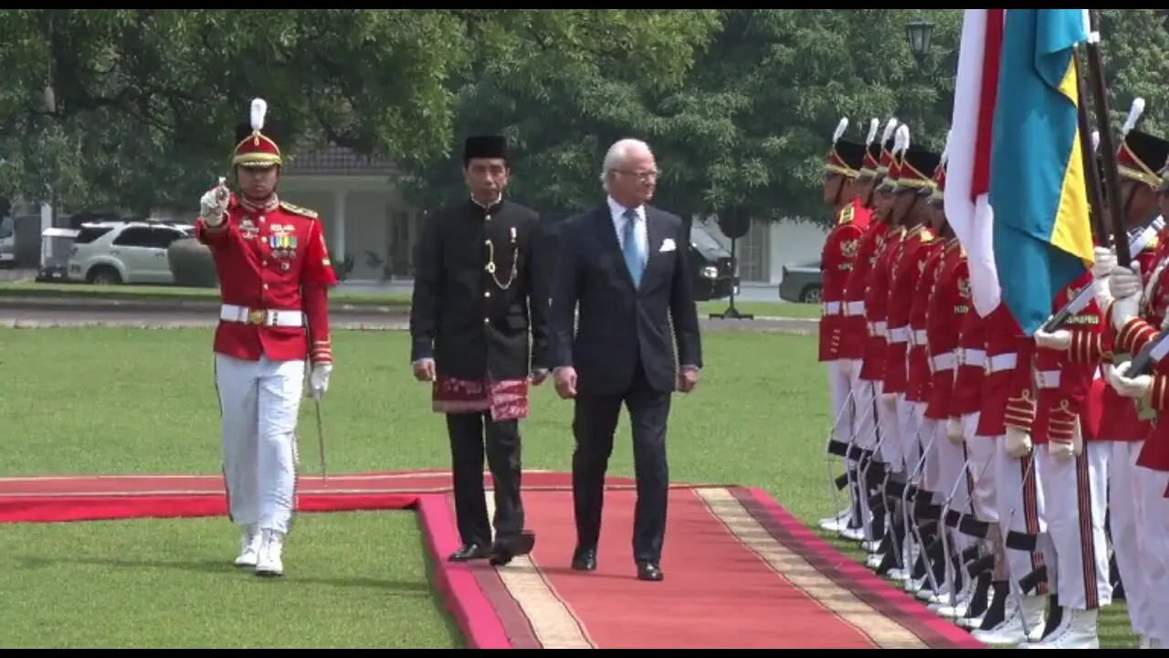 Sambut Raja Swedia, Jokowi Kenakan Pakaian Adat Betawi