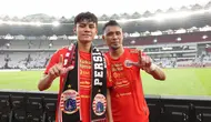 Bek Persija Jakarta, Maman Abdurrahman bermain bareng anaknya, Rafa Abdurahman, di BRI Liga 1 2023/2024. (Bola.com/Abdul Aziz).
