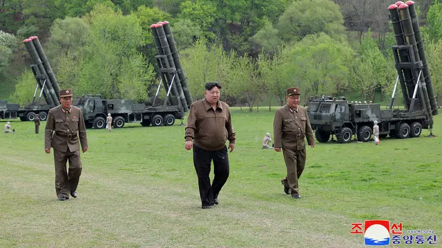 Kim Jong Un Awasi Latihan Serangan Balik Nuklir