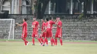 Para pemain Persis Solo merayakan gol ke gawang Bali United. (dok Persis Solo)