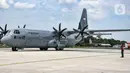 Pesawat Super Hercules C-130J mendarat di Lanud Halim Perdanakusuma, Jakarta Timur, Senin (6/3/2023). Sebelumnya, Kepala Dinas Penerangan TNI Angkatan Udara (Kadispenau) Marsma TNI Indan Gilang Buldansyah mengatakan lima pesawat Super Hercules C-130J akan dikirim dari AS mulai Maret 2023 hingga Januari 2024. (merdeka.com/Iqbal S. Nugroho)