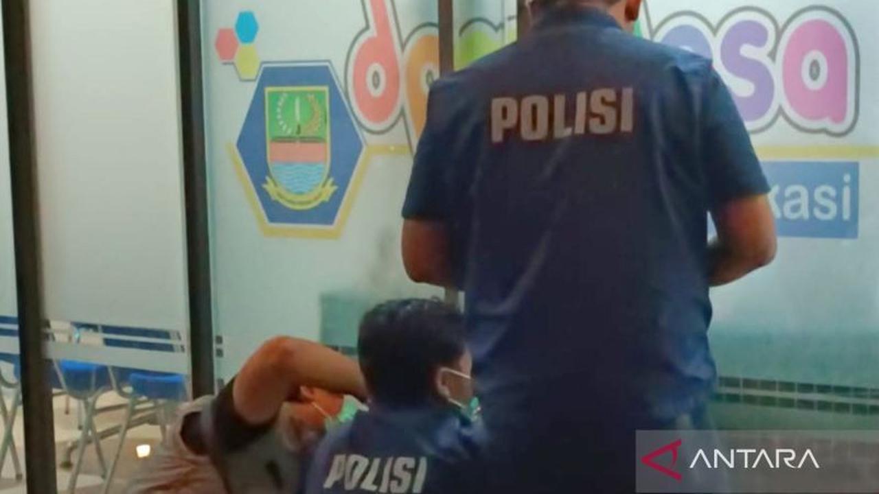 Kronologi Kantor Bupati Bekasi Disegel Sekelompok Orang
