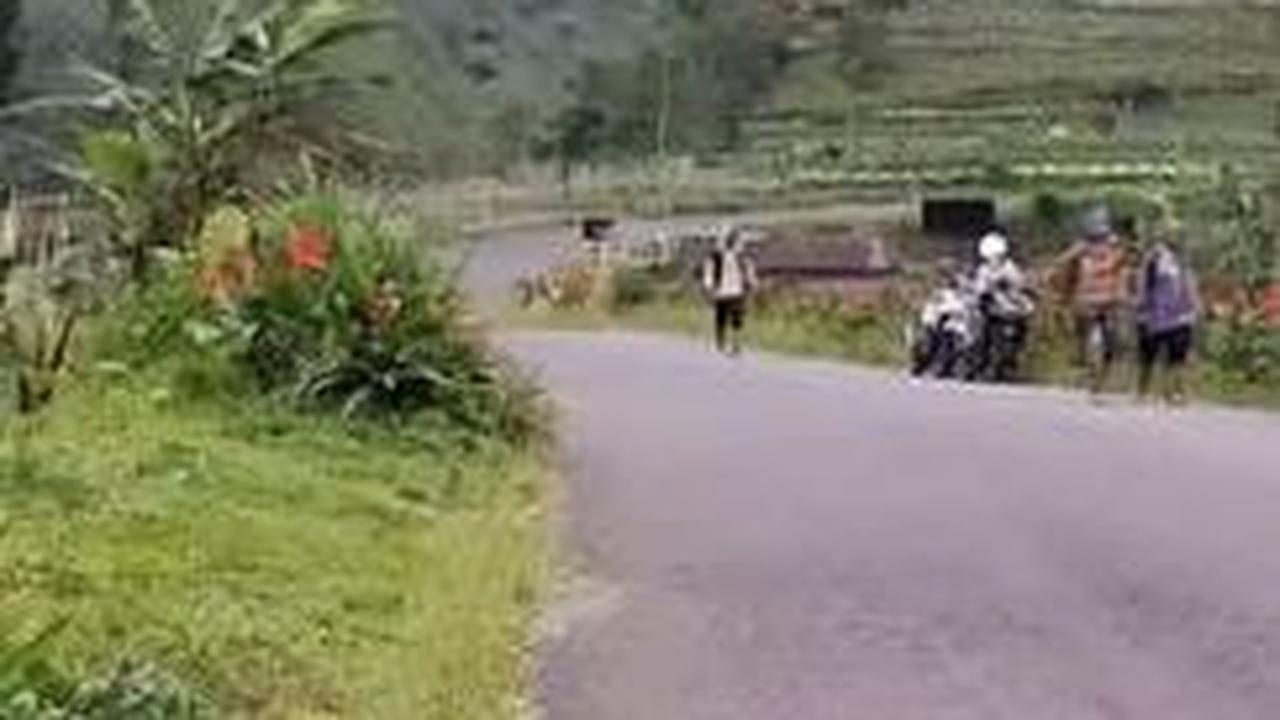Menelusuri Rute 'Swiss Van Java' Menuju Dieng, Jalannya Membelah Gunung dan Banyak Tanjakan Ekstrem