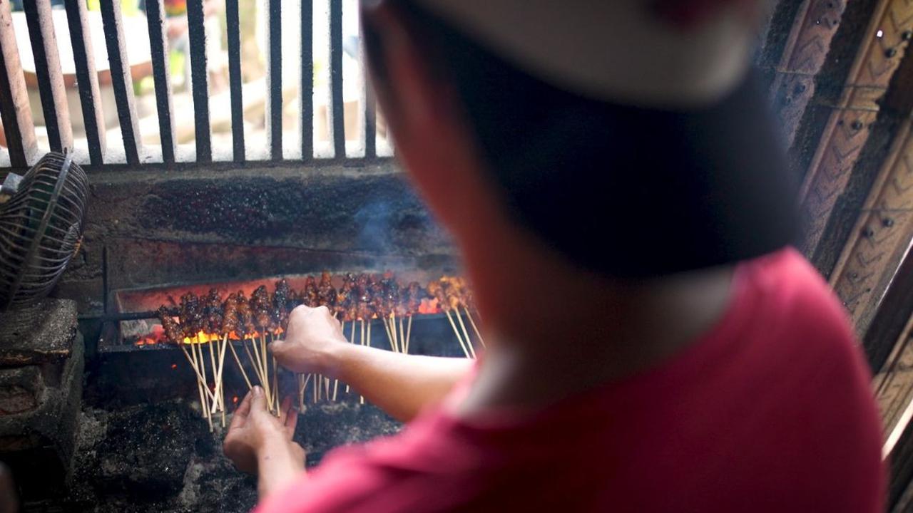 Kepala Desa Trawas, Wulyono, mengaku bangga dengan kehidupan masyarakat. <br>