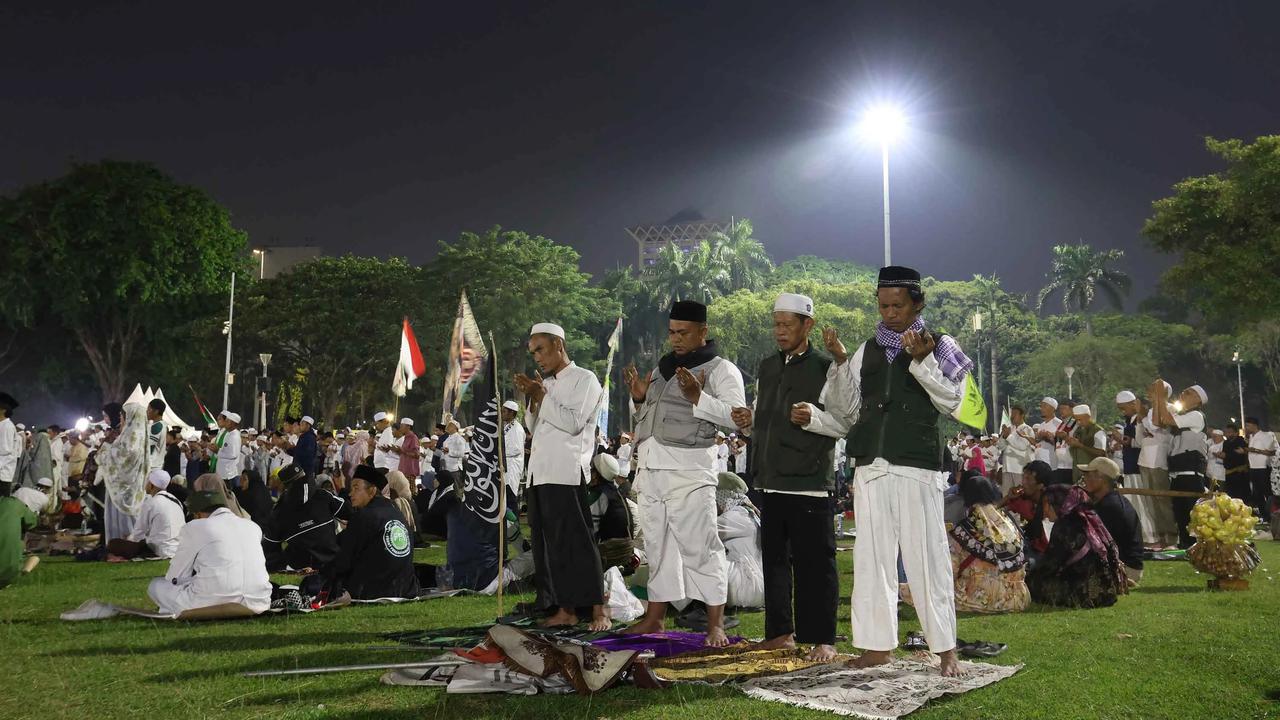 FOTO: Reuni 212 di Monas Seruan Perbaikan Bangsa