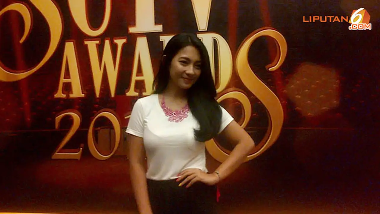 dinda-kirana-131127b.jpg