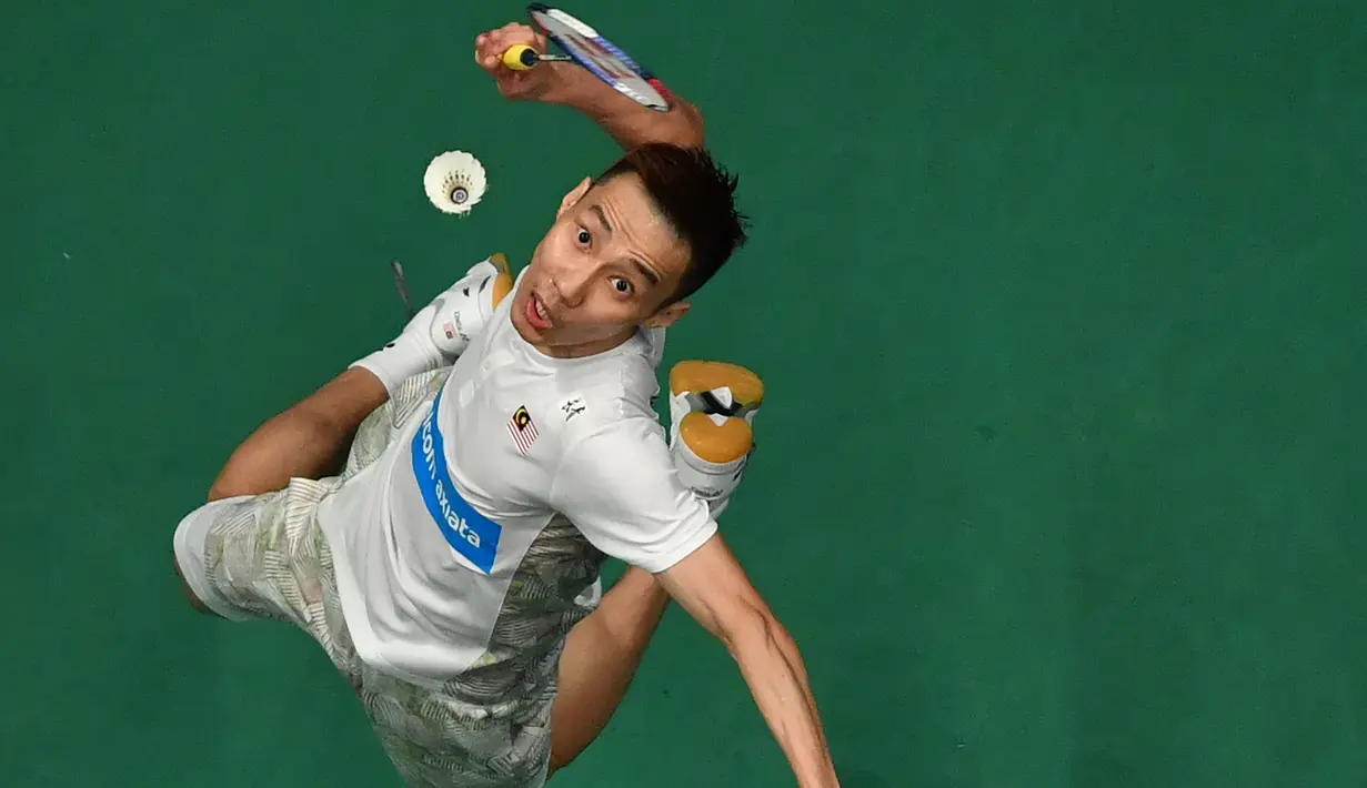 Selama kariernya, Lee Chong Wei berhasil meraih tiga medali perak Olimpiade dan tiga medali perak Kejuaraan Dunia. Mimpi meraih medali emas seringkali digagalkan oleh Lin Dan. (AFP/Mohd Rasfan)