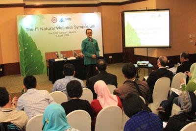 Staf Ahli Bidang Teknologi Kesehatan dan Globalisasi Kementerian Kesehatan Agus Purwadianto sedang memberikan kata sambutan