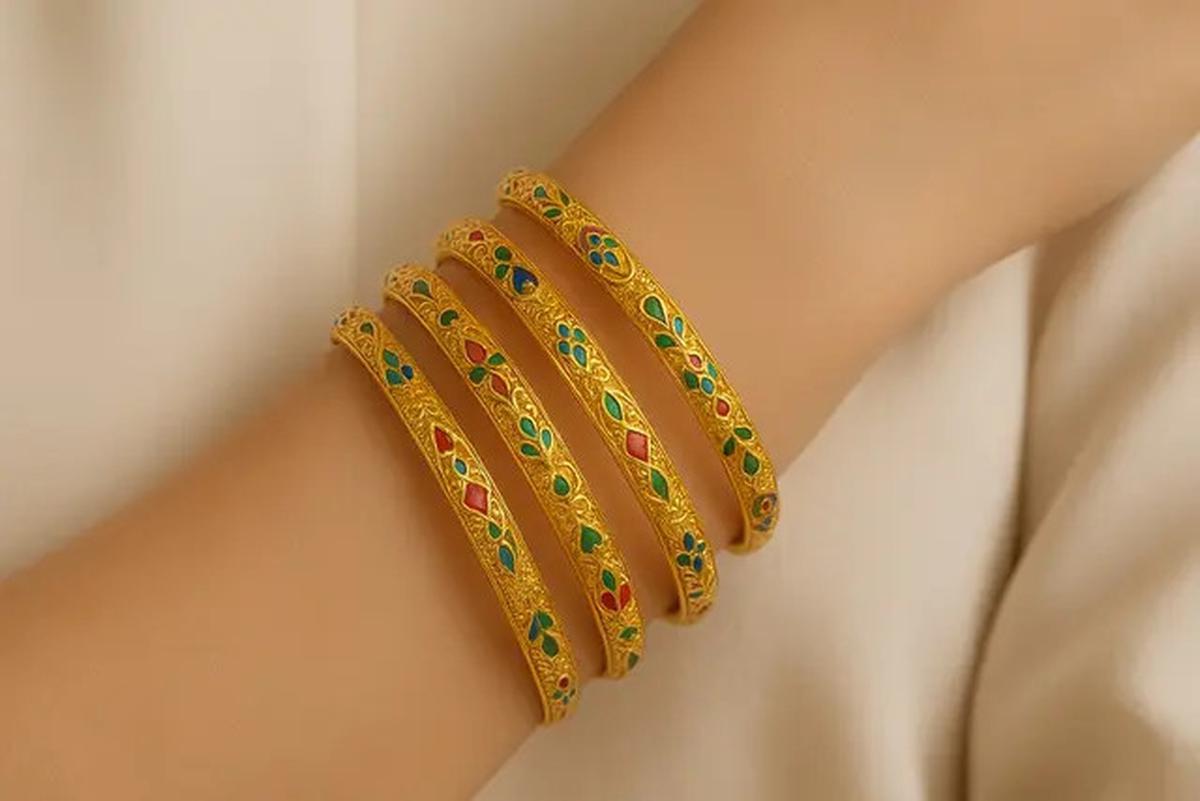 7 Model Gelang Emas untuk Usia 40 Tahun, Simpel tapi Elegan