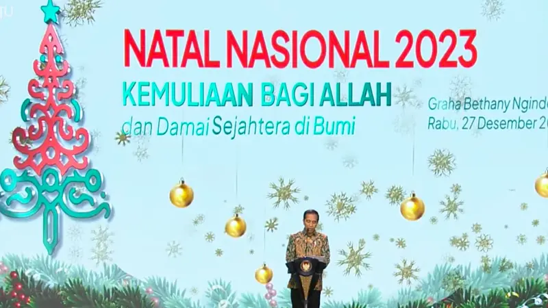 Presiden Jokowi saat menyampaikan sambutan di Perayaan Natal Nasional 2023 yang digelar di Gereja Bethany Nginden, Surabaya, Jawa Timur, Rabu (27/12/2023). (Istimewa)