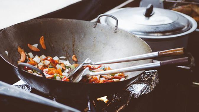 4 Tips Agar Wajan Penggorengan Tidak Mudah Lengket ...