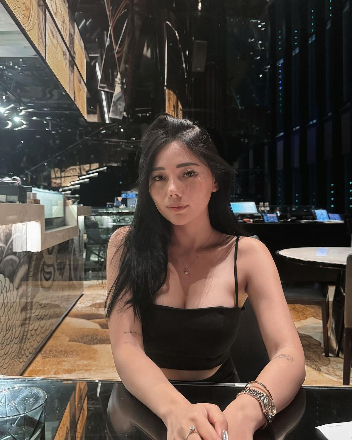 Wendy Walters Punya Kekasih Baru, Spill Tangan dan Dagu sang Pacar