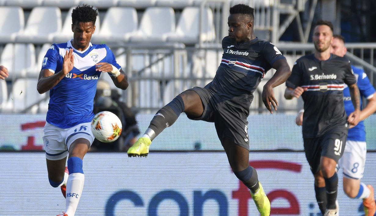 5. Posisi kelima diisi oleh pemain muda Verona kebangsaan Inggris, Ronaldo Viera (tengah) yang mempunyai rata-rata berlari sebanyak 11,329 km. (Foto: AP/LaPresse/Gianluca Checchi)