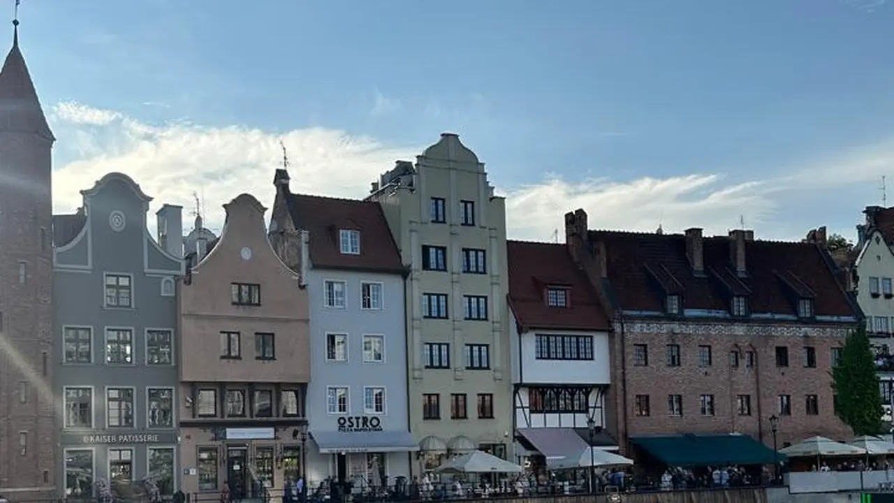 Kawasan kota tua di Kota Gdansk, Polandia, Rabu (18/6/2025). (Liputan6.com/Benedikta Miranti)