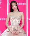 Jisoo Blackpink di Canneseries 2026. Dok.  VALERY HACHE / AFP