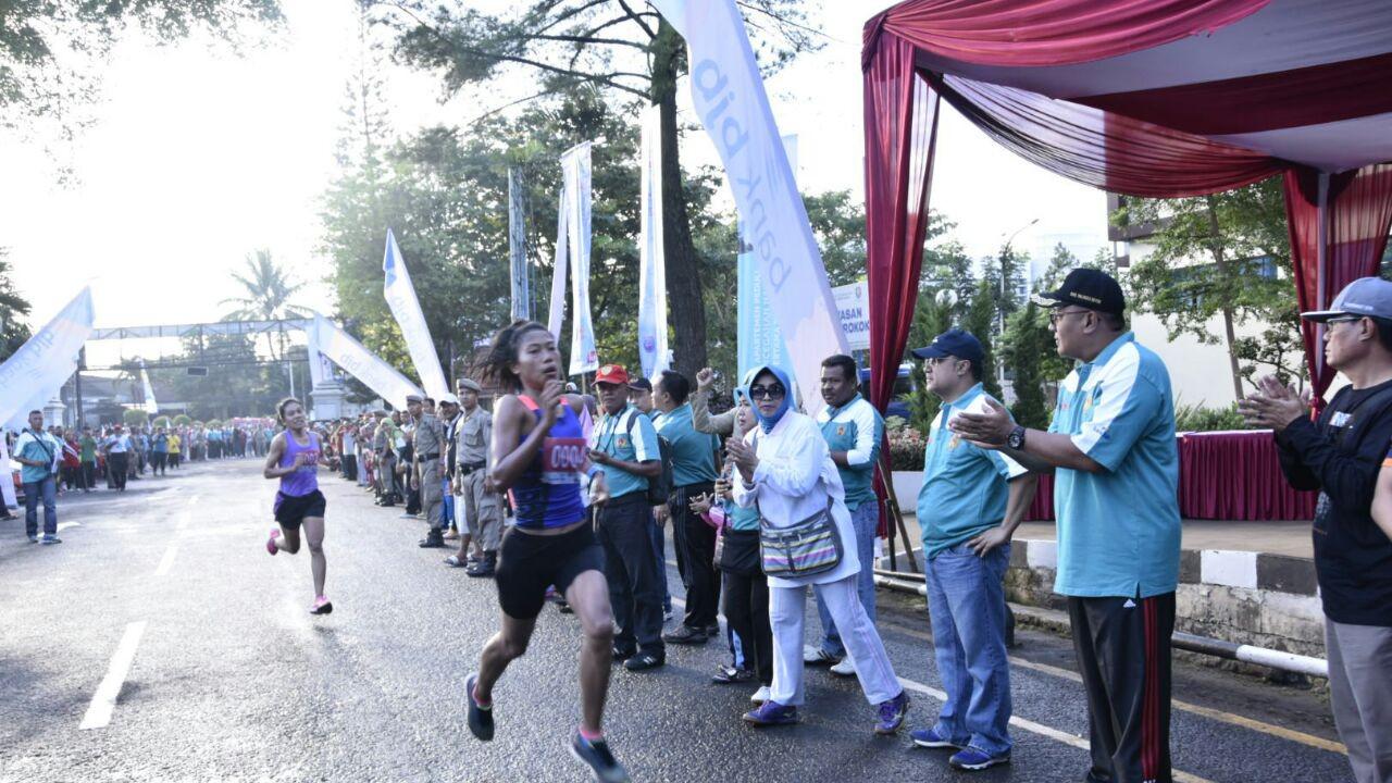 Lomba Lari 1o kilometer