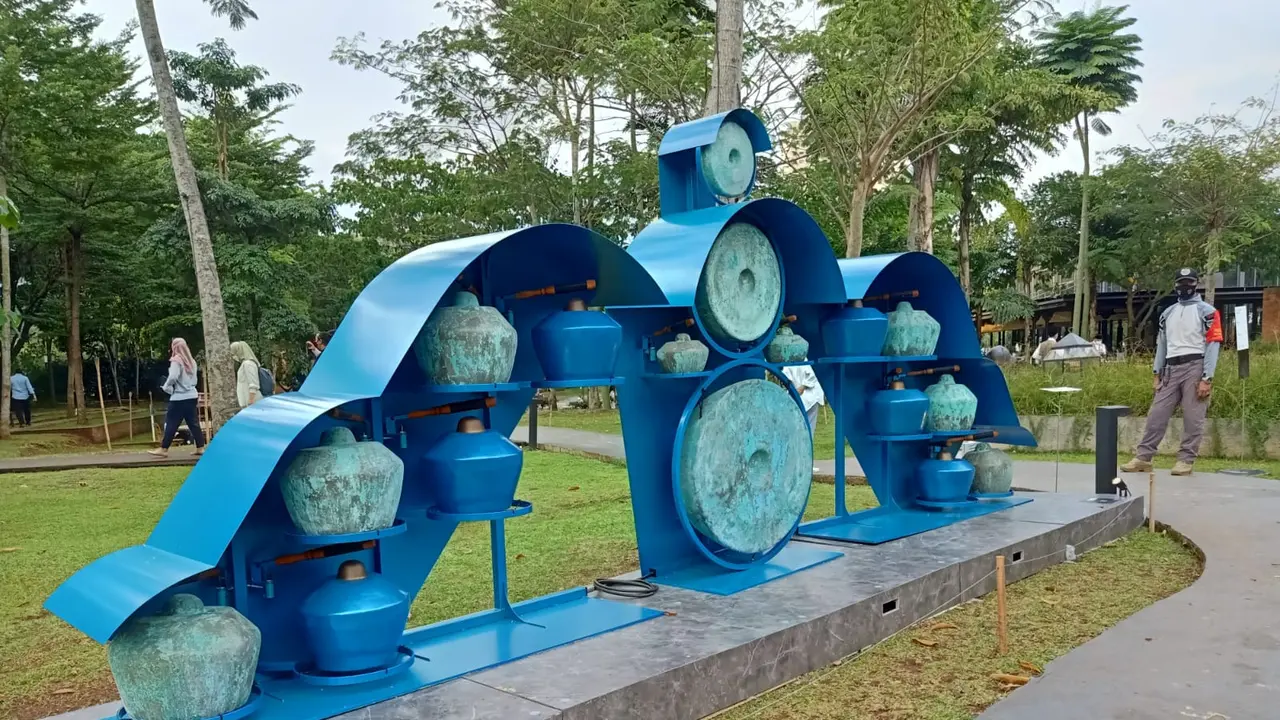 Ngabuburit Seru di Art Jakarta Gardens 2022 Ditemani Karya Para Perupa Indonesia