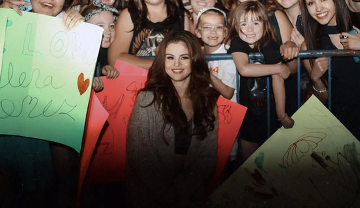 Rasa khawatir muncul lantaran di tahun 2014 Selena Gomez pernah mengalami hal yang mengerikan. Di mana ia harus mengahadapi seorang pencuri, dan karena itu dicegah agar tak terulang lagi. (Instagram/Selenagomez)