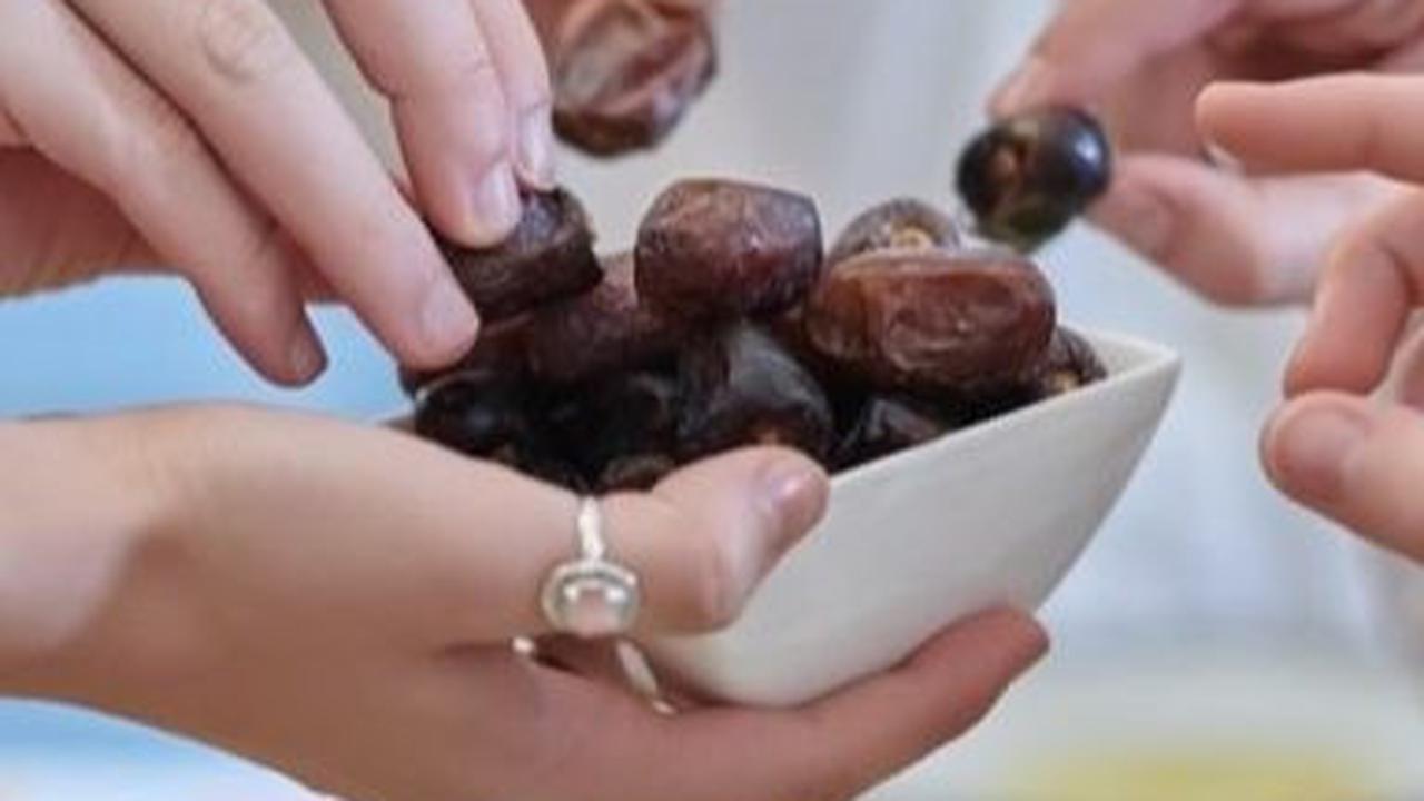8 Makanan yang Baik Dikonsumsi saat Buka Puasa, Jangan Asal Makan