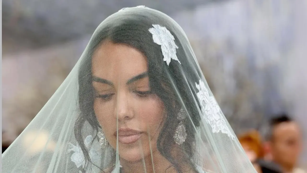 Georgina Rodríguez di Met Gala 2026. [@georginagio]