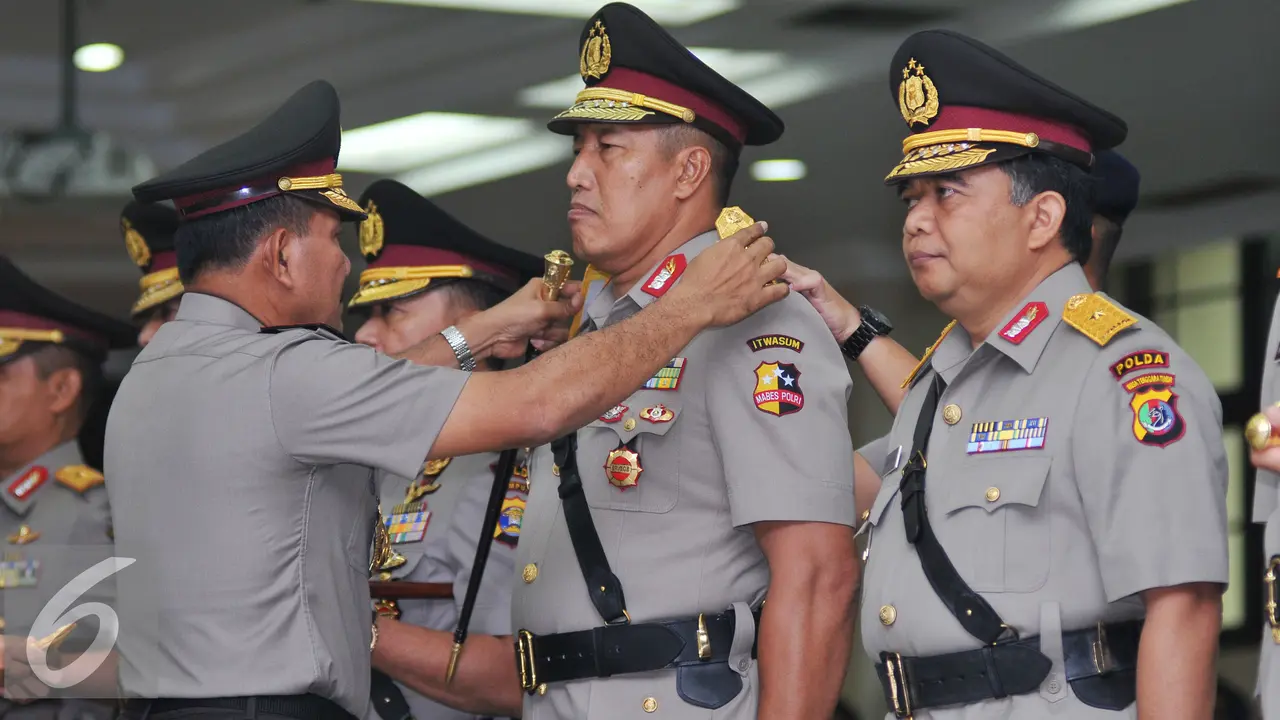 20160111-Sertijab-Pati-Polri-Jakarta-Badrodin-Haiti-Endang-Sunjaya-E.-Widyo-Sunaryo-GMS