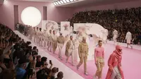 Sederet koleksi rangkaian musim panas dari Dior Men 2020